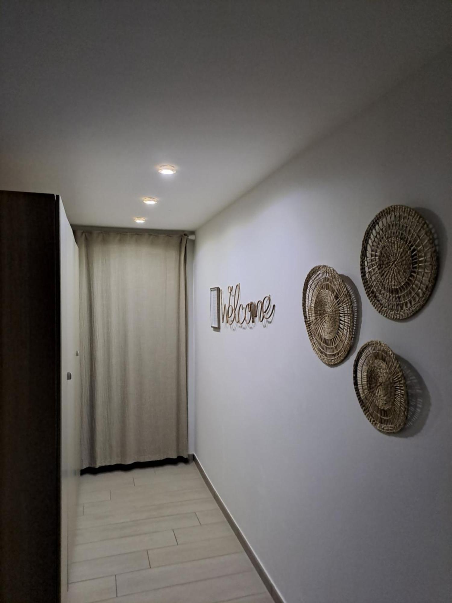 Fiumicino Airport Sunflower Room Eksteriør billede